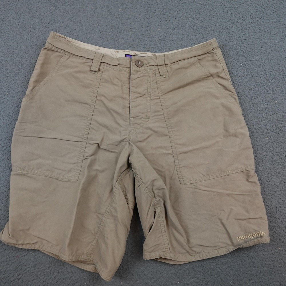 Patagonia Wavefarer Shorts Mens 30 Khaki Outdoor Hiking Nylon Lightweight SZ30 - Picture 1 of 10